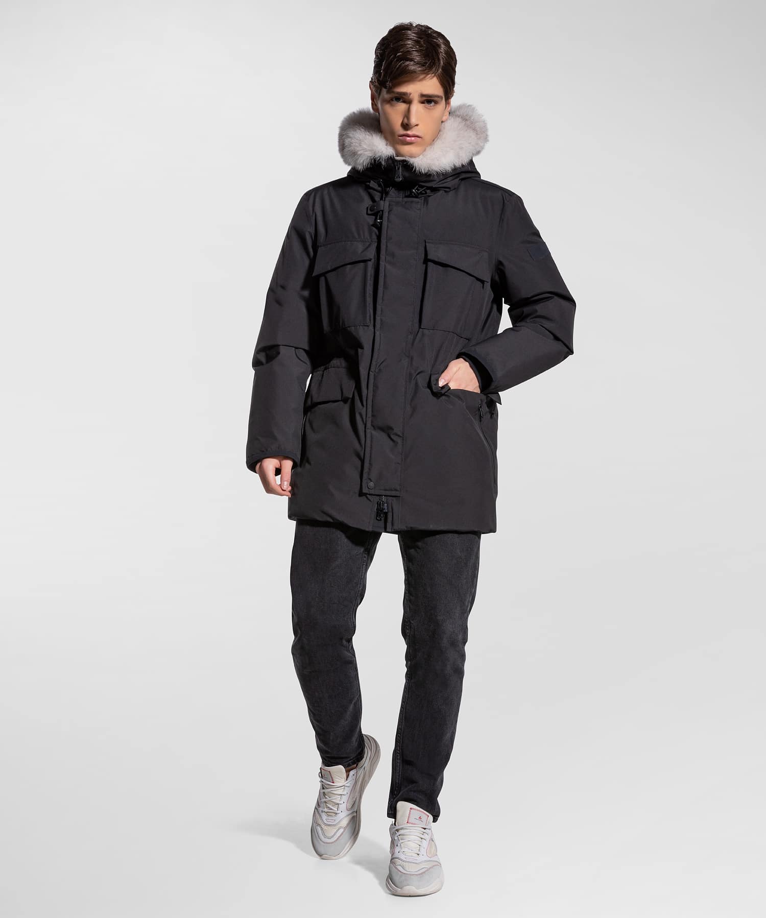 Peuterey_Man_ParkaTrench_Parkainwaterprooftechnicalfabric_BLACK_PEU362401181037NER_3_unq34535